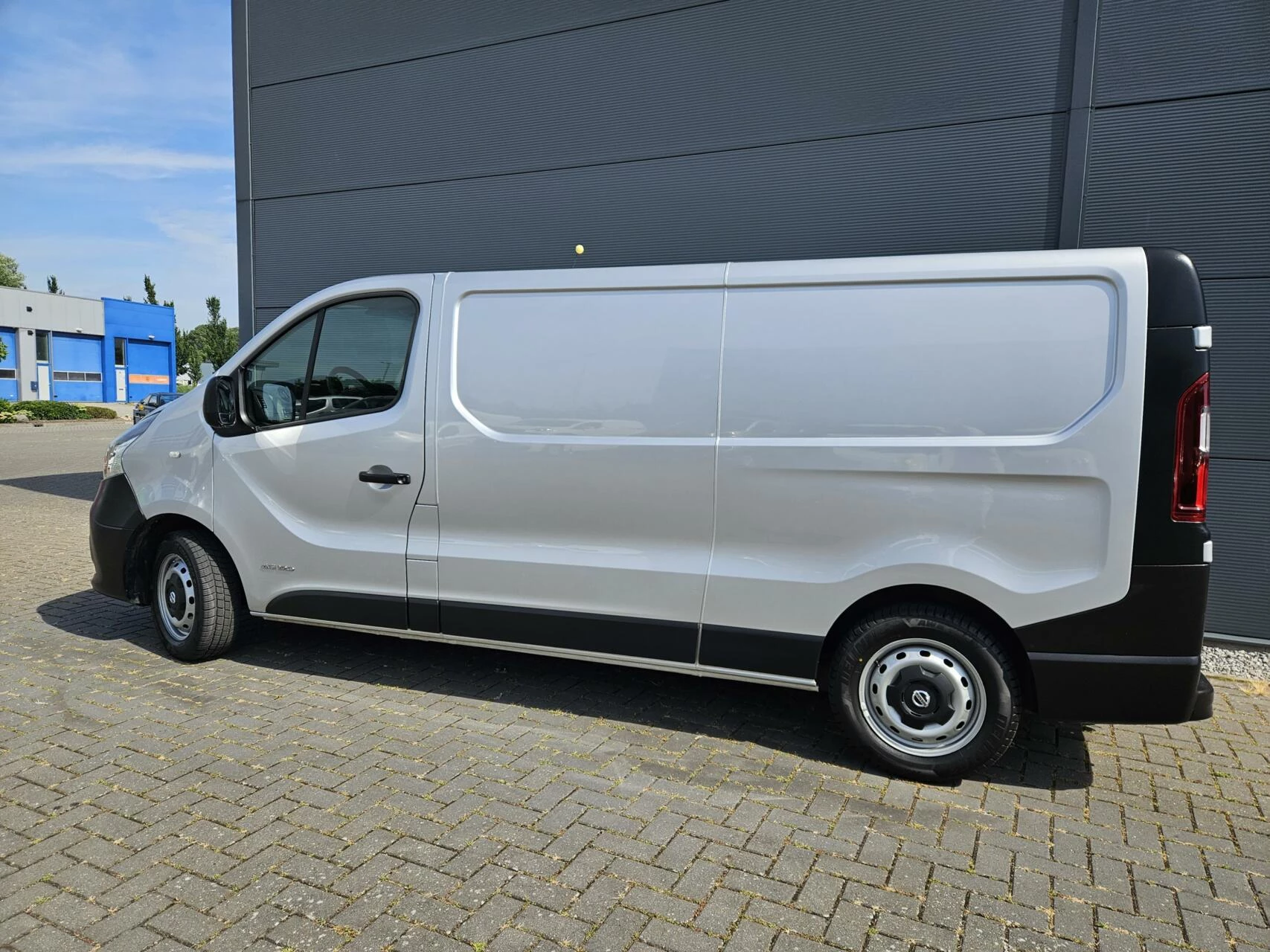 Hoofdafbeelding Nissan NV300