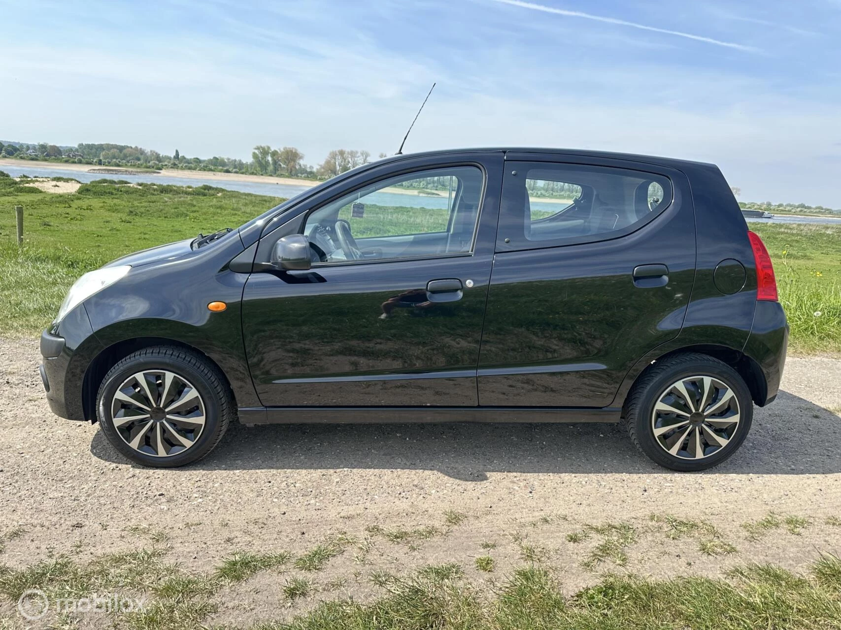 Hoofdafbeelding Nissan Pixo