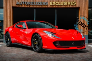 Hoofdafbeelding Ferrari 812 Superfast Ferrari 812 6.5 V12 Superfast HELE Keramisch Carbon Alcantara Memory V12 800PK!