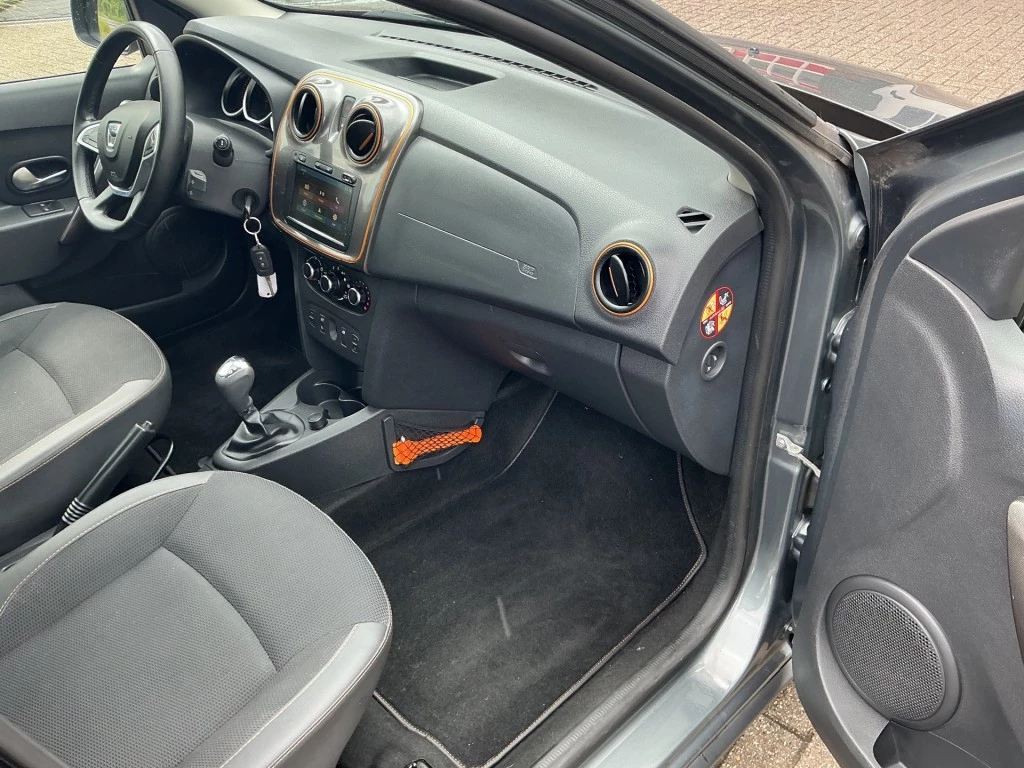 Hoofdafbeelding Dacia Logan