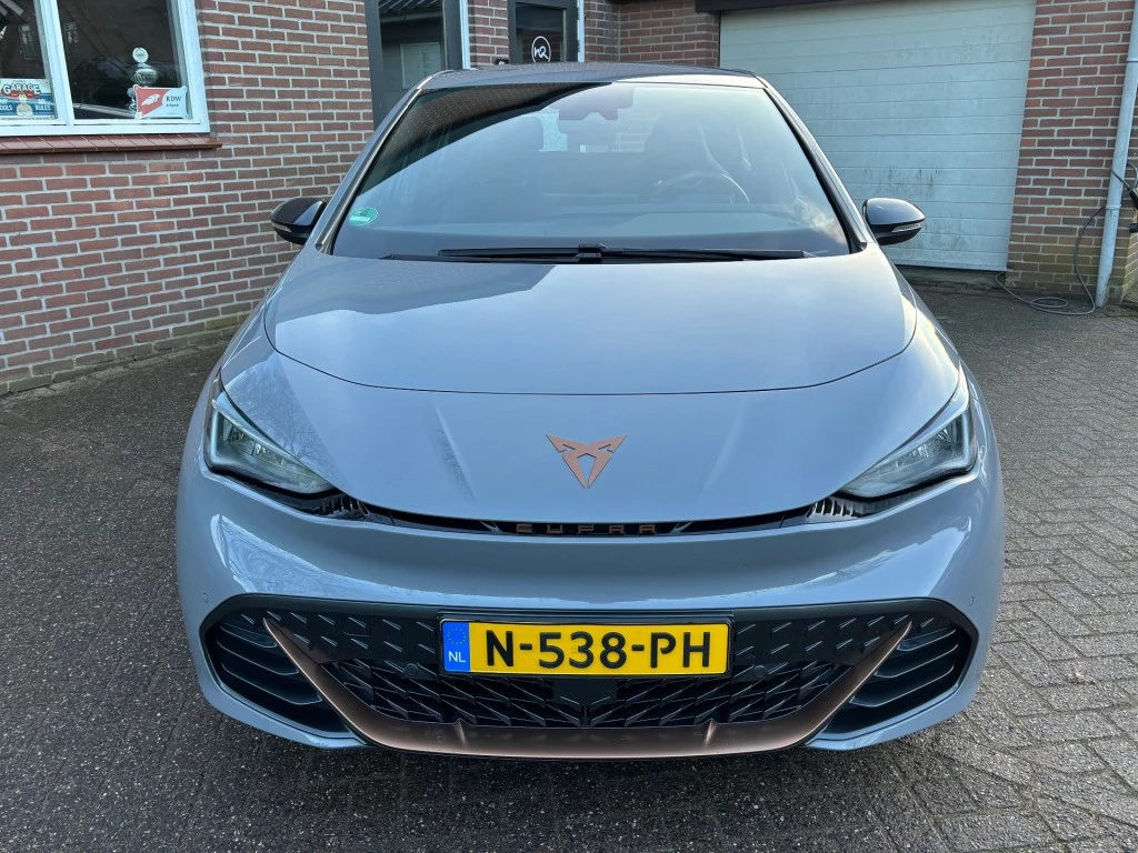 Hoofdafbeelding CUPRA Born