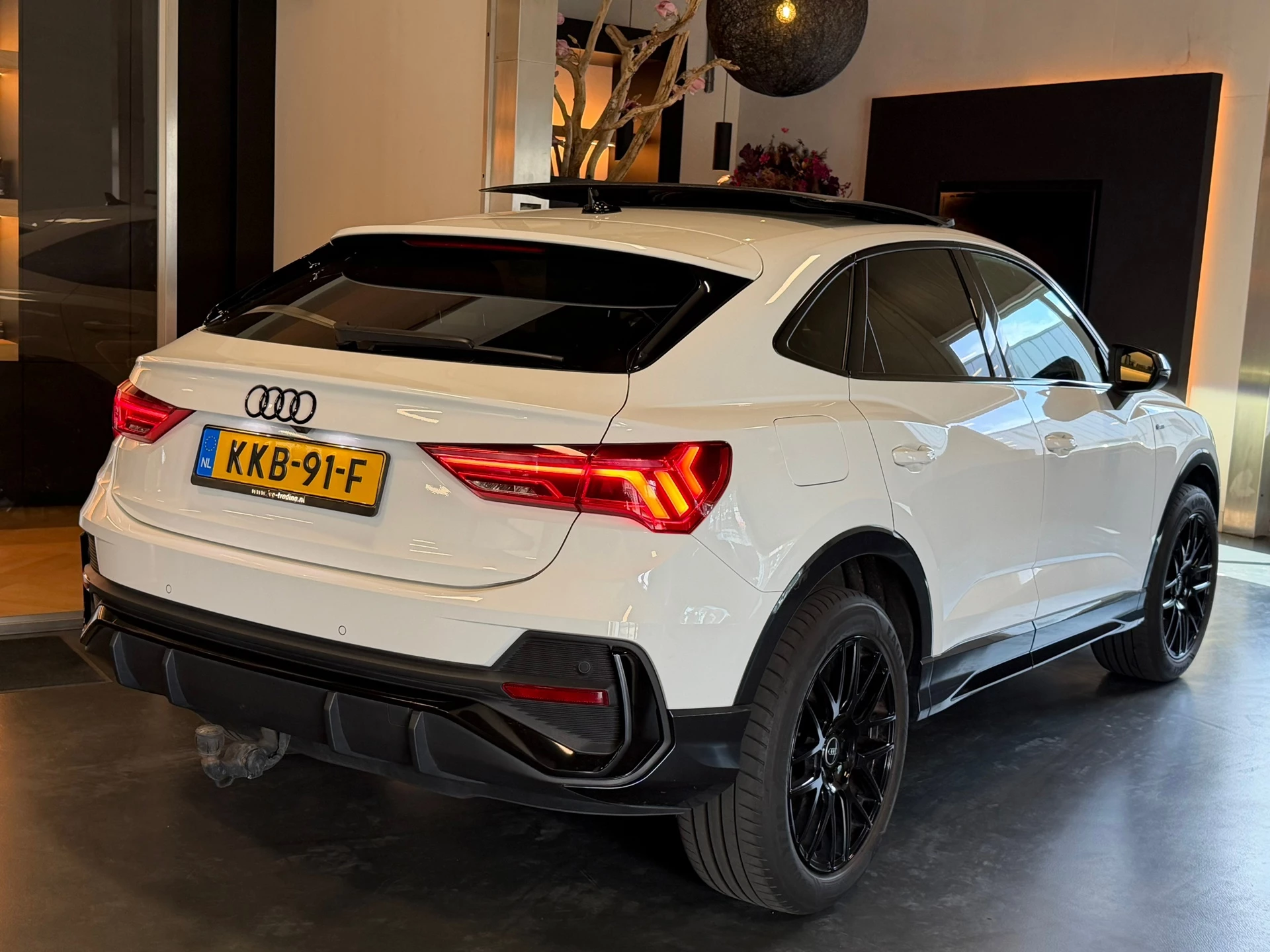 Hoofdafbeelding Audi Q3