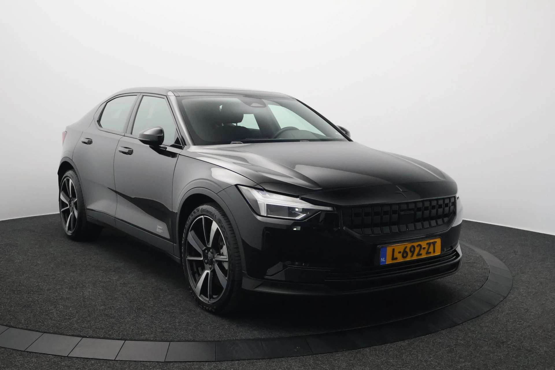 Hoofdafbeelding Polestar 2