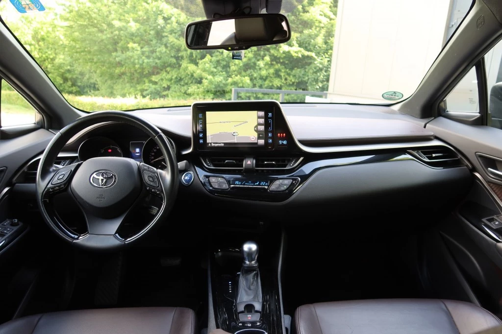 Hoofdafbeelding Toyota C-HR
