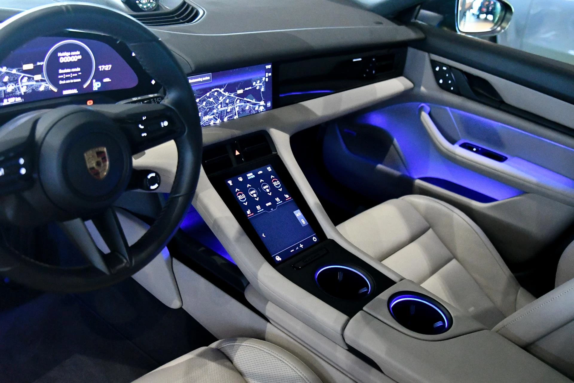 Hoofdafbeelding Porsche Taycan