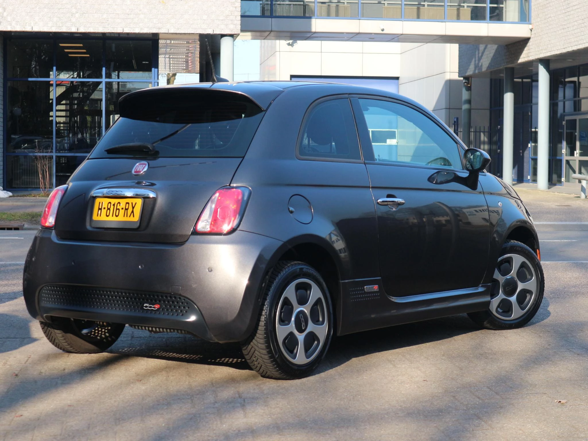 Hoofdafbeelding Fiat 500e