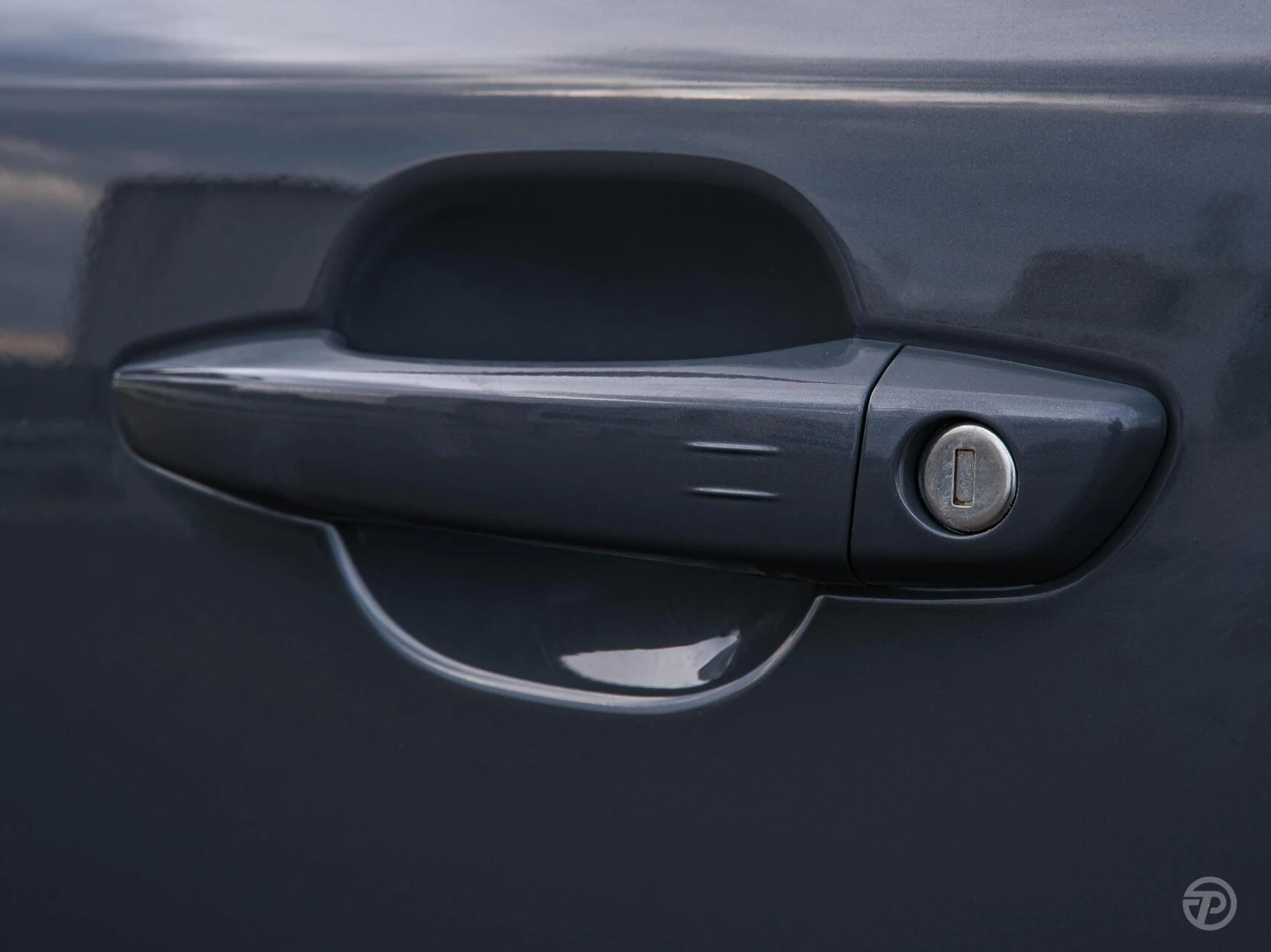 Hoofdafbeelding Peugeot e-2008