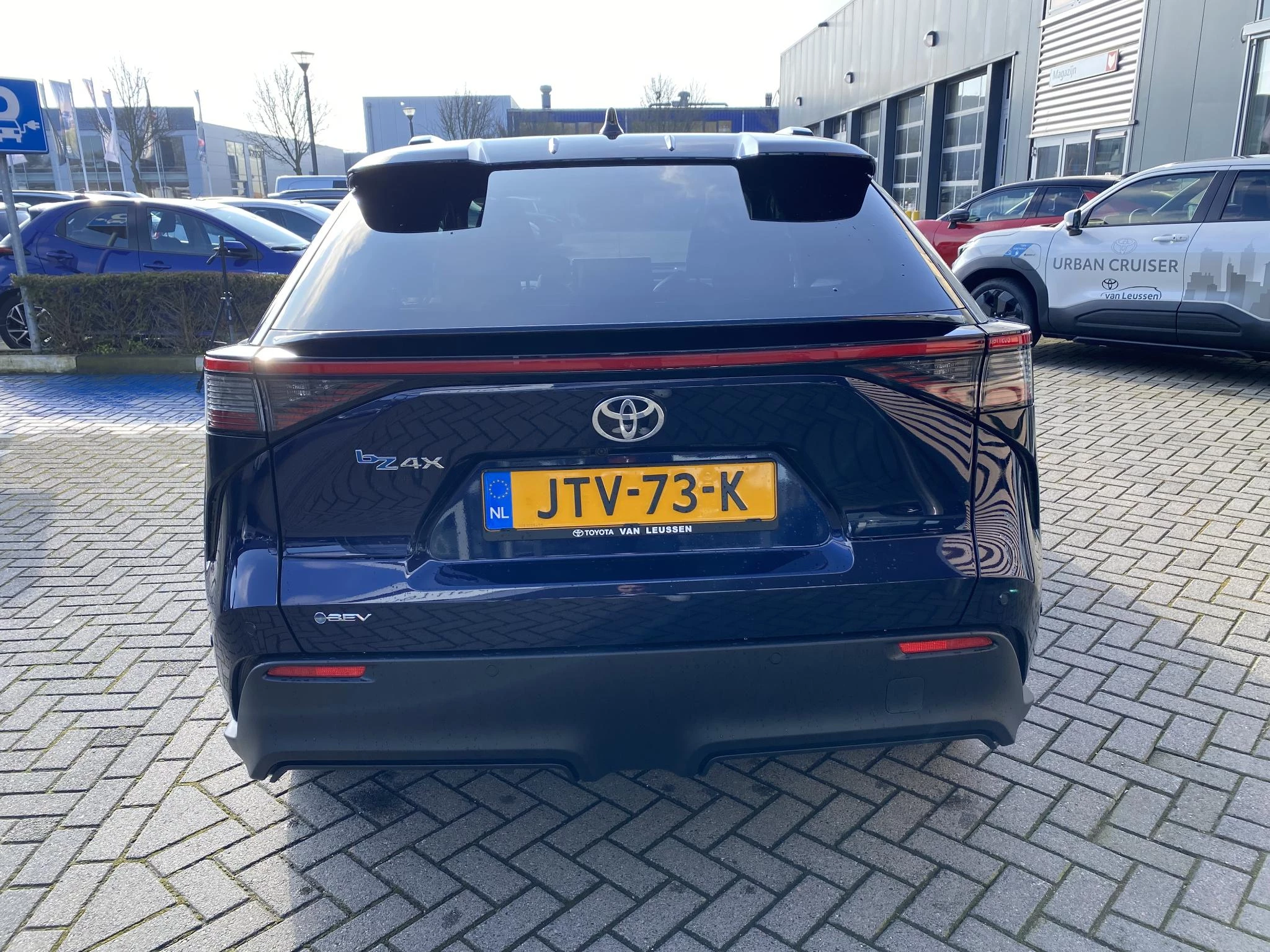 Hoofdafbeelding Toyota bZ4X