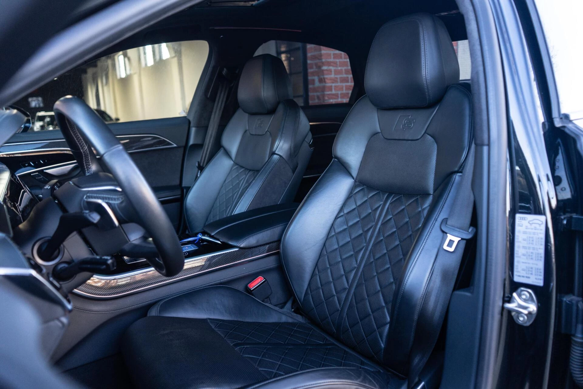 Hoofdafbeelding Audi S8