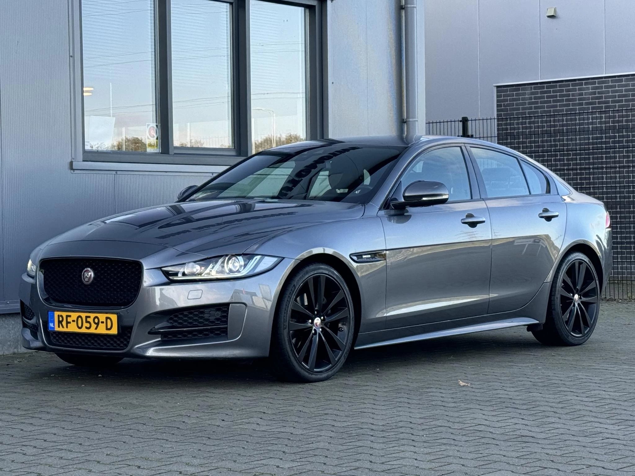 Hoofdafbeelding Jaguar XE