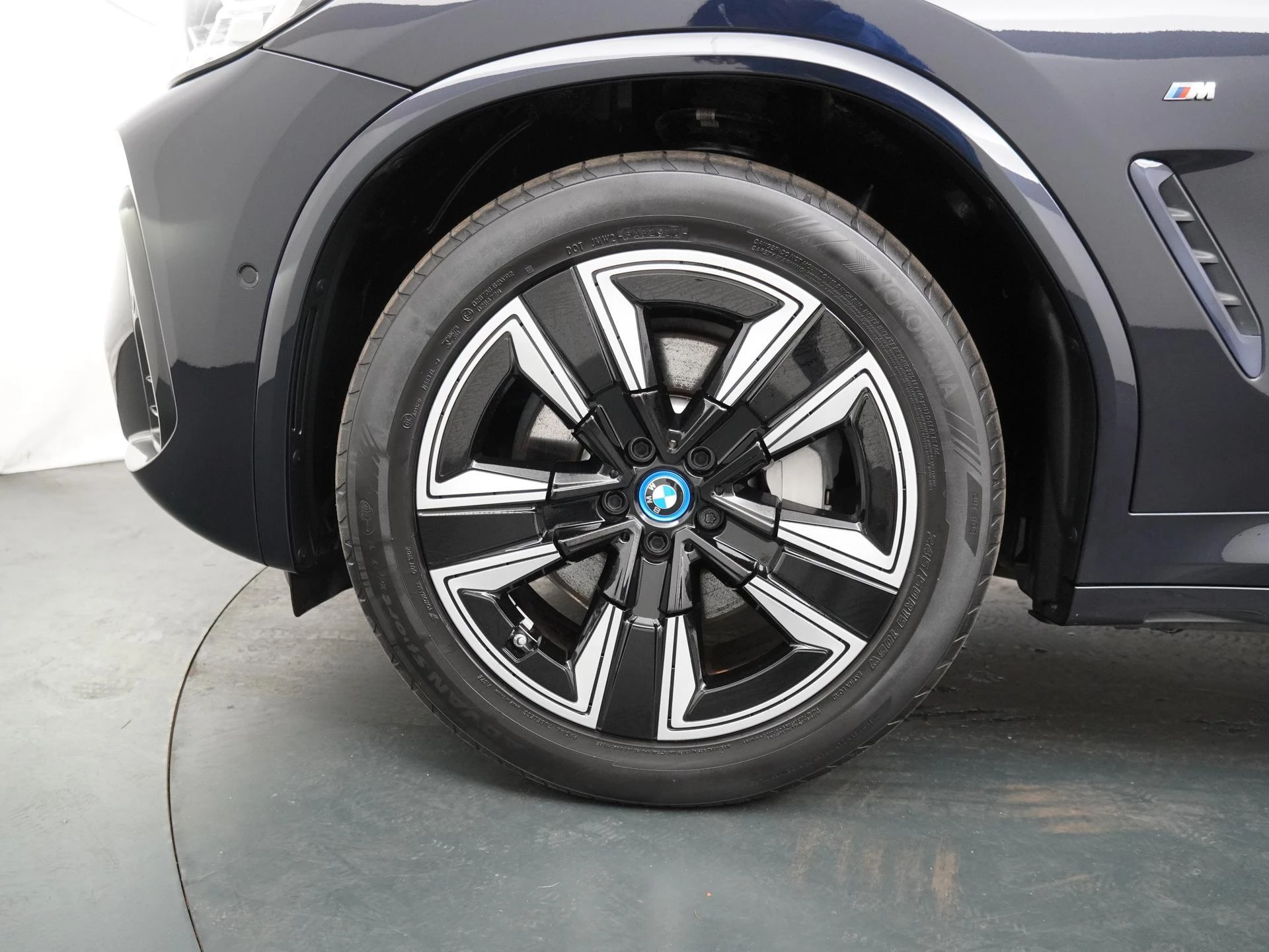 Hoofdafbeelding BMW iX3