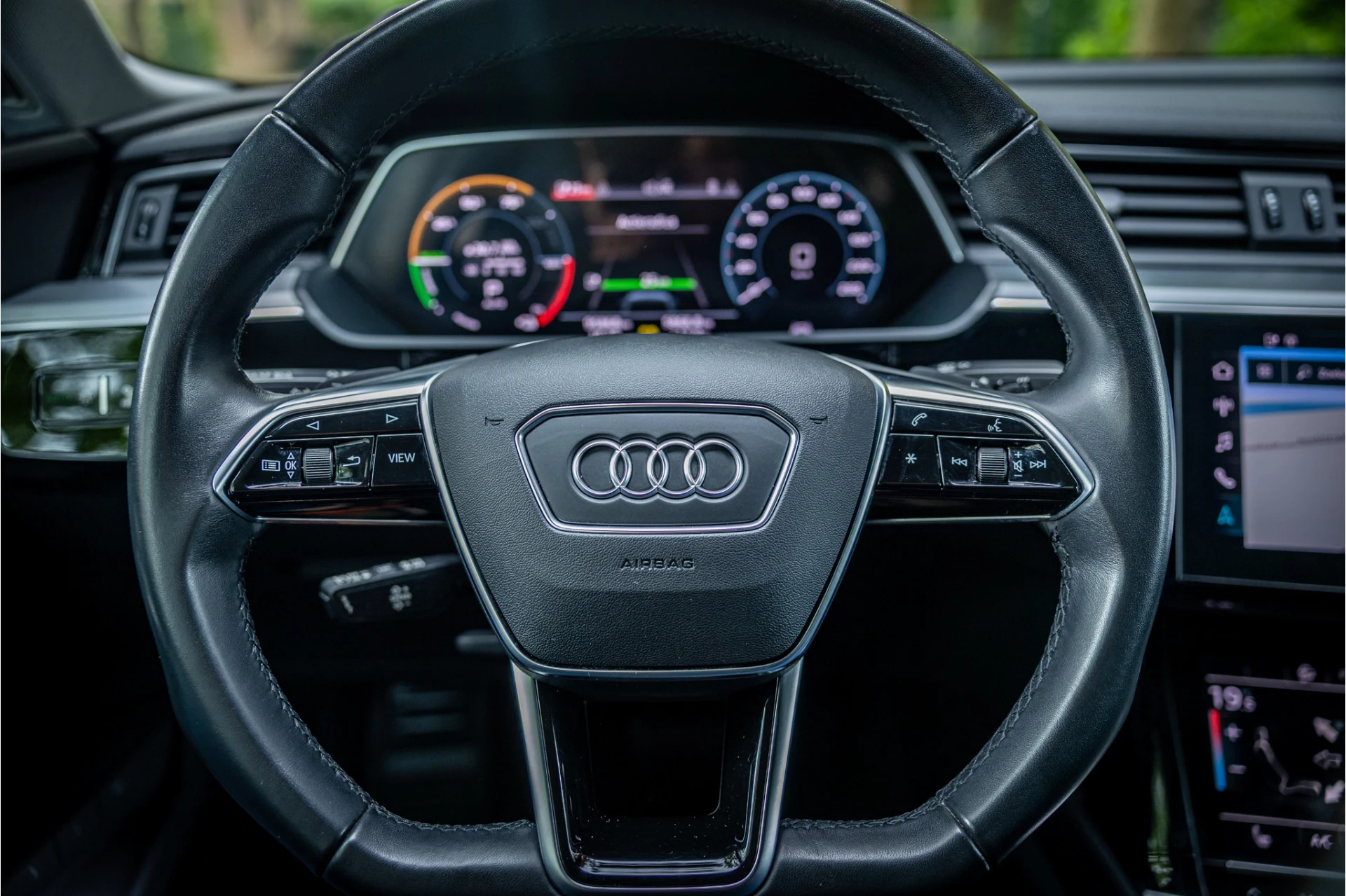 Hoofdafbeelding Audi e-tron