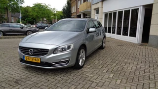 Volvo V60 2.4 D6 AWD SUMMUM HYBRIDE.