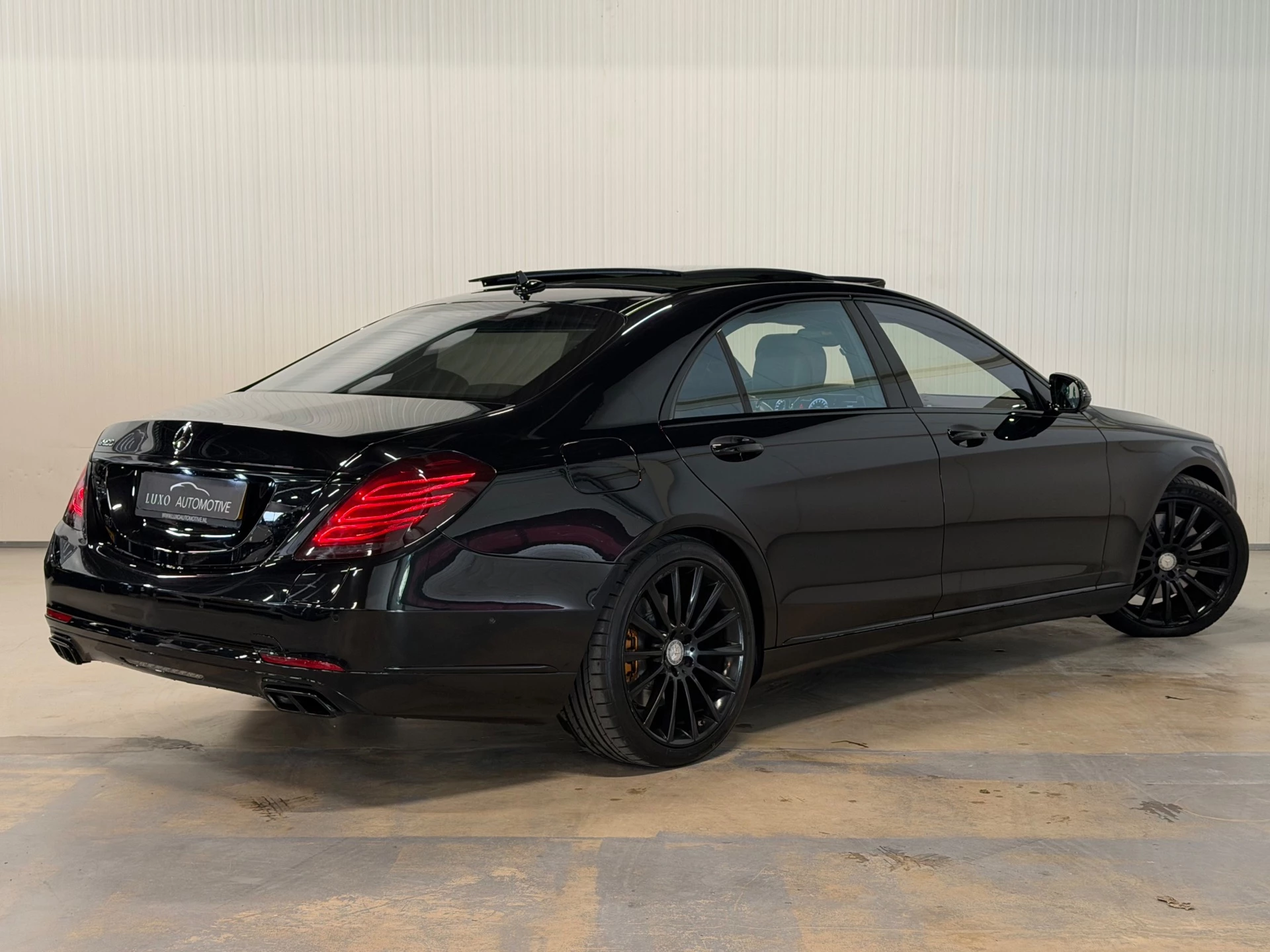 Hoofdafbeelding Mercedes-Benz S-Klasse