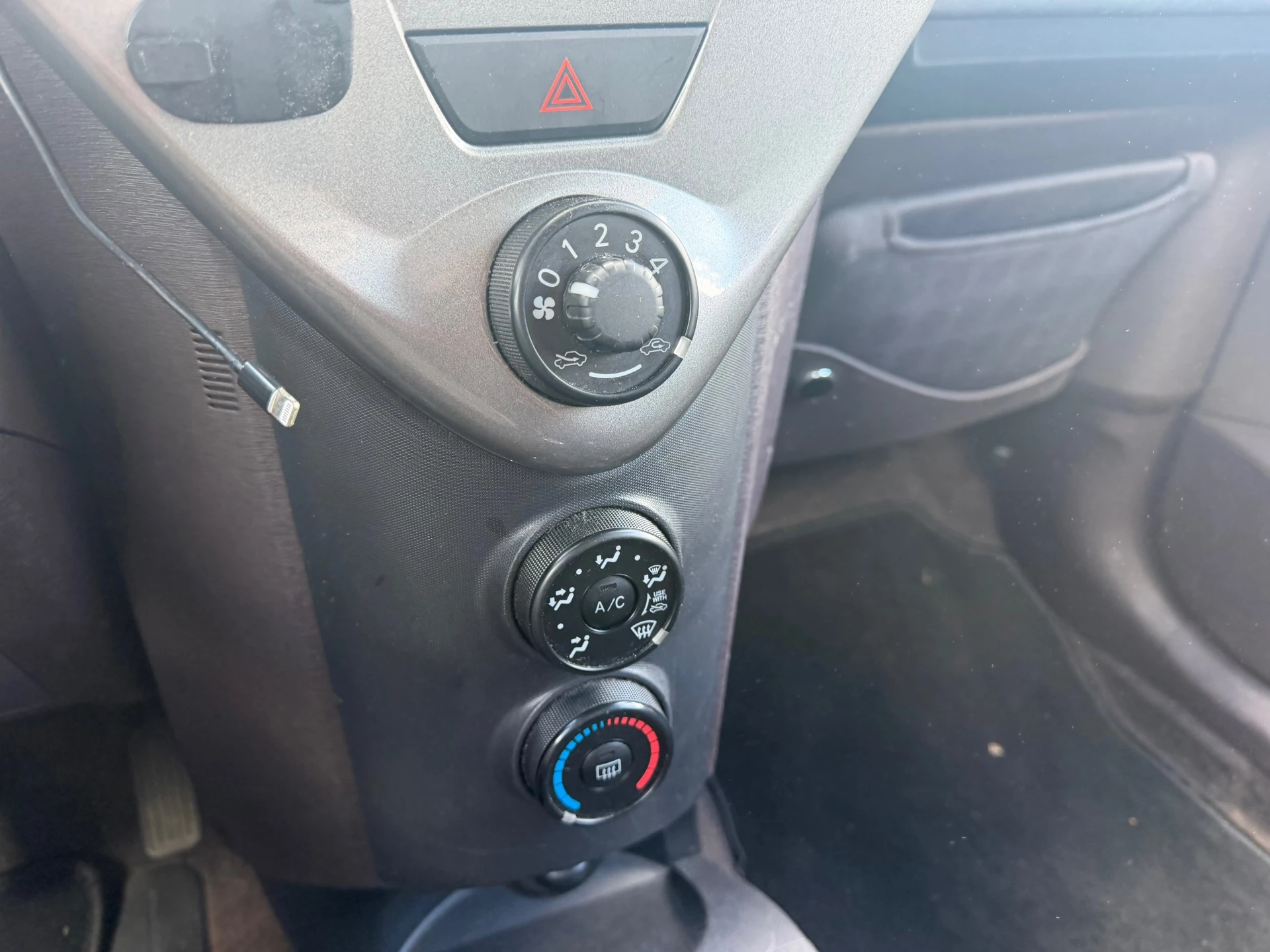 Hoofdafbeelding Toyota iQ
