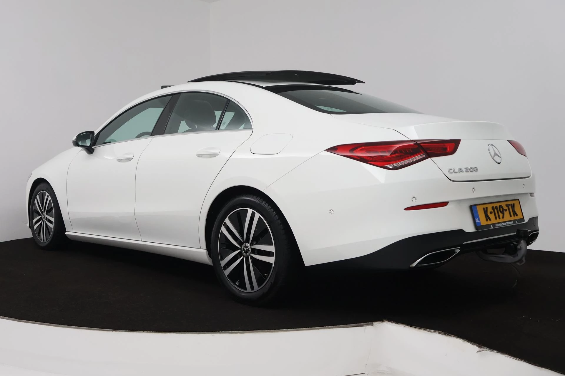 Hoofdafbeelding Mercedes-Benz CLA