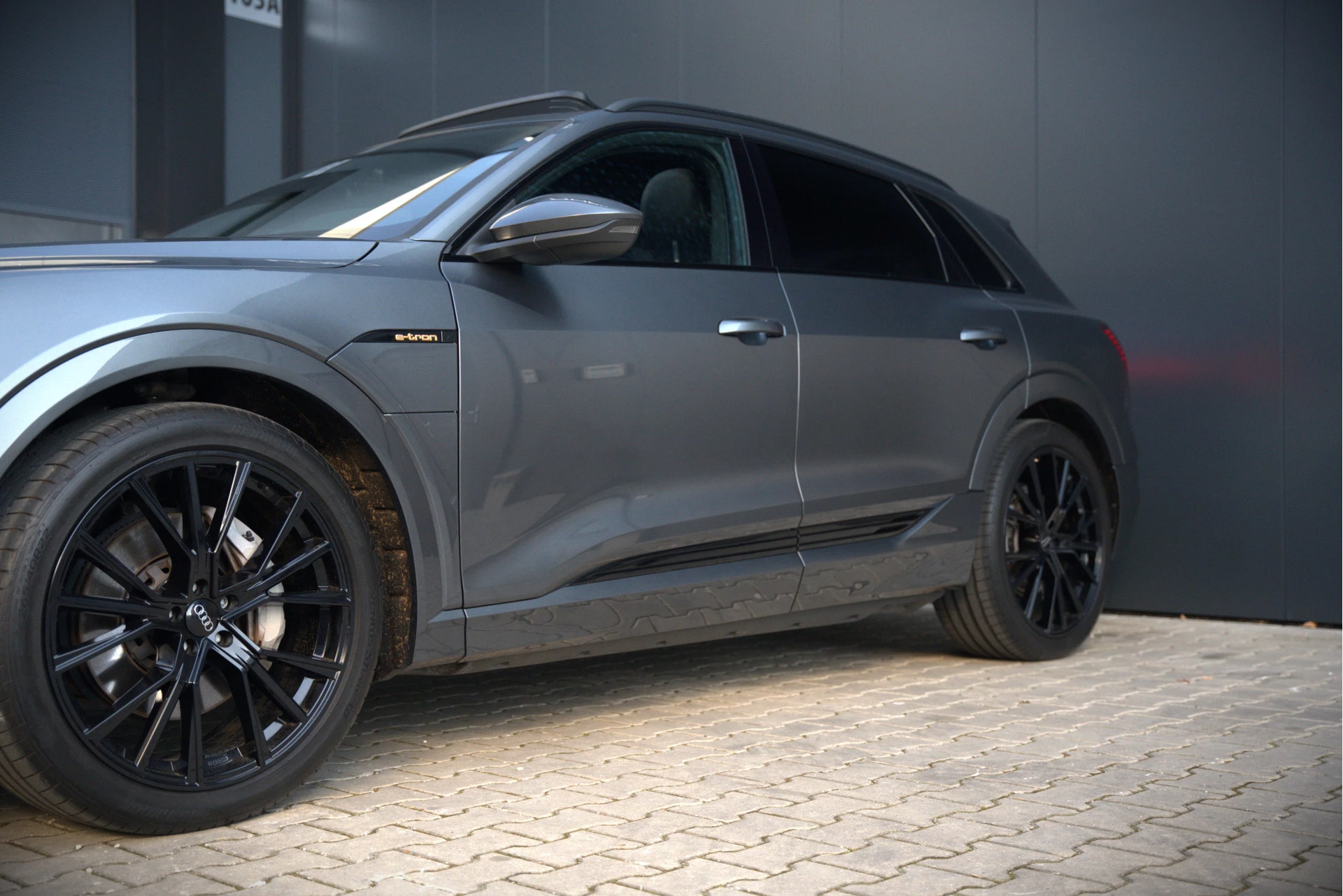 Hoofdafbeelding Audi e-tron