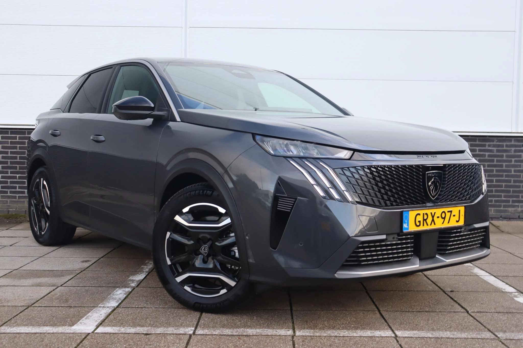 Hoofdafbeelding Peugeot e-3008