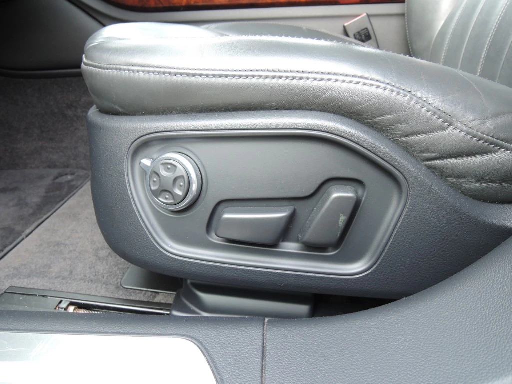 Hoofdafbeelding Audi A8