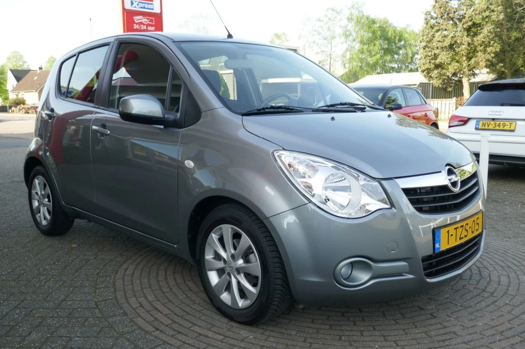 Hoofdafbeelding Opel Agila