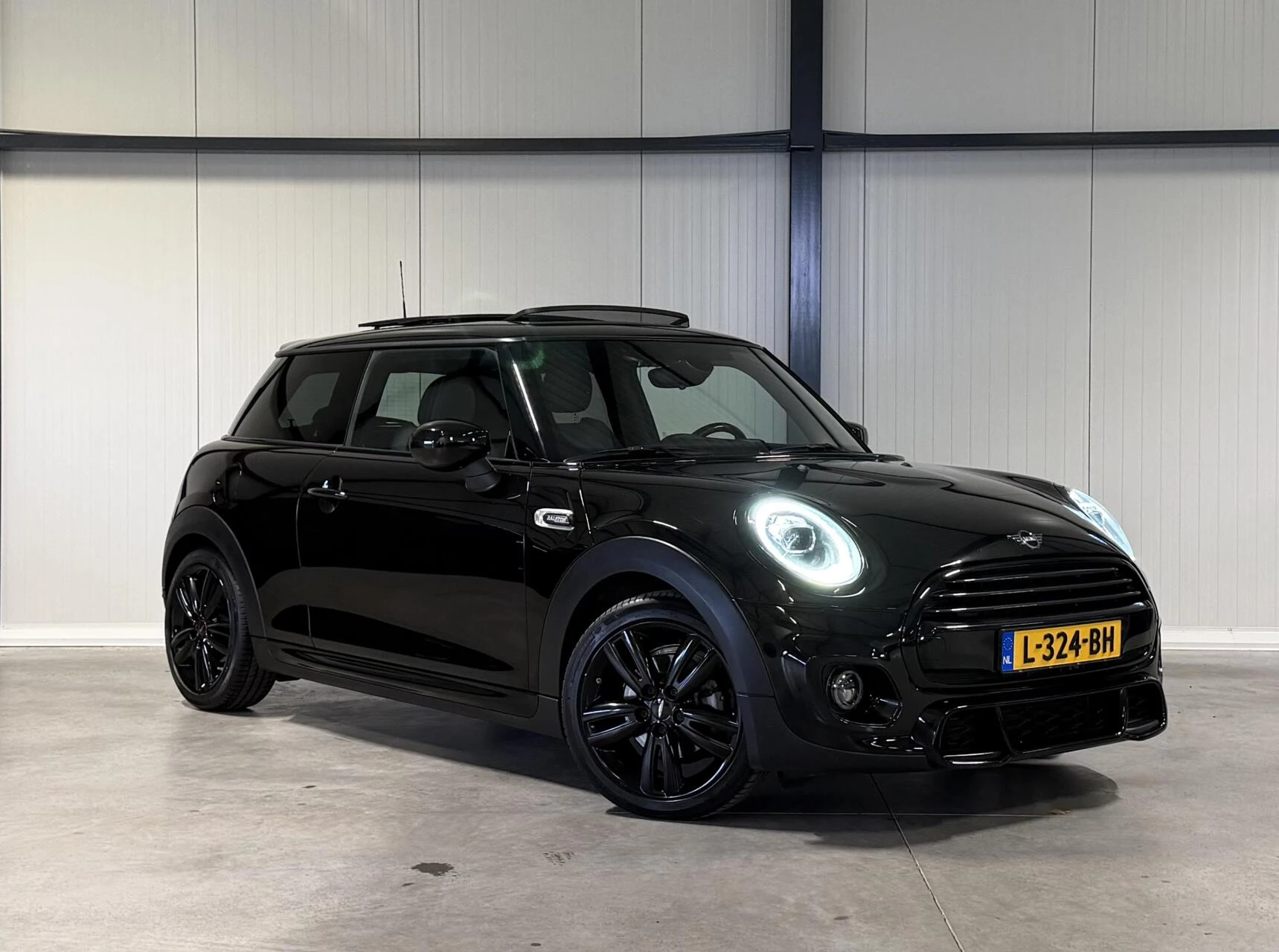 Hoofdafbeelding MINI Cooper