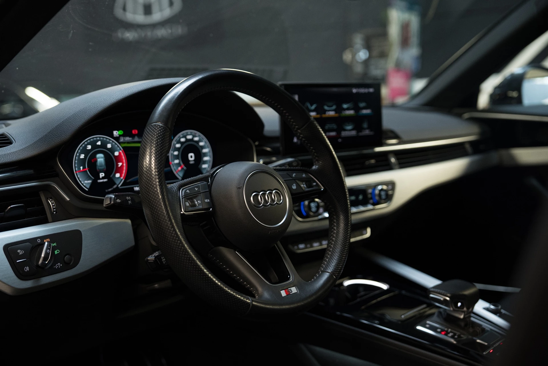 Hoofdafbeelding Audi A4