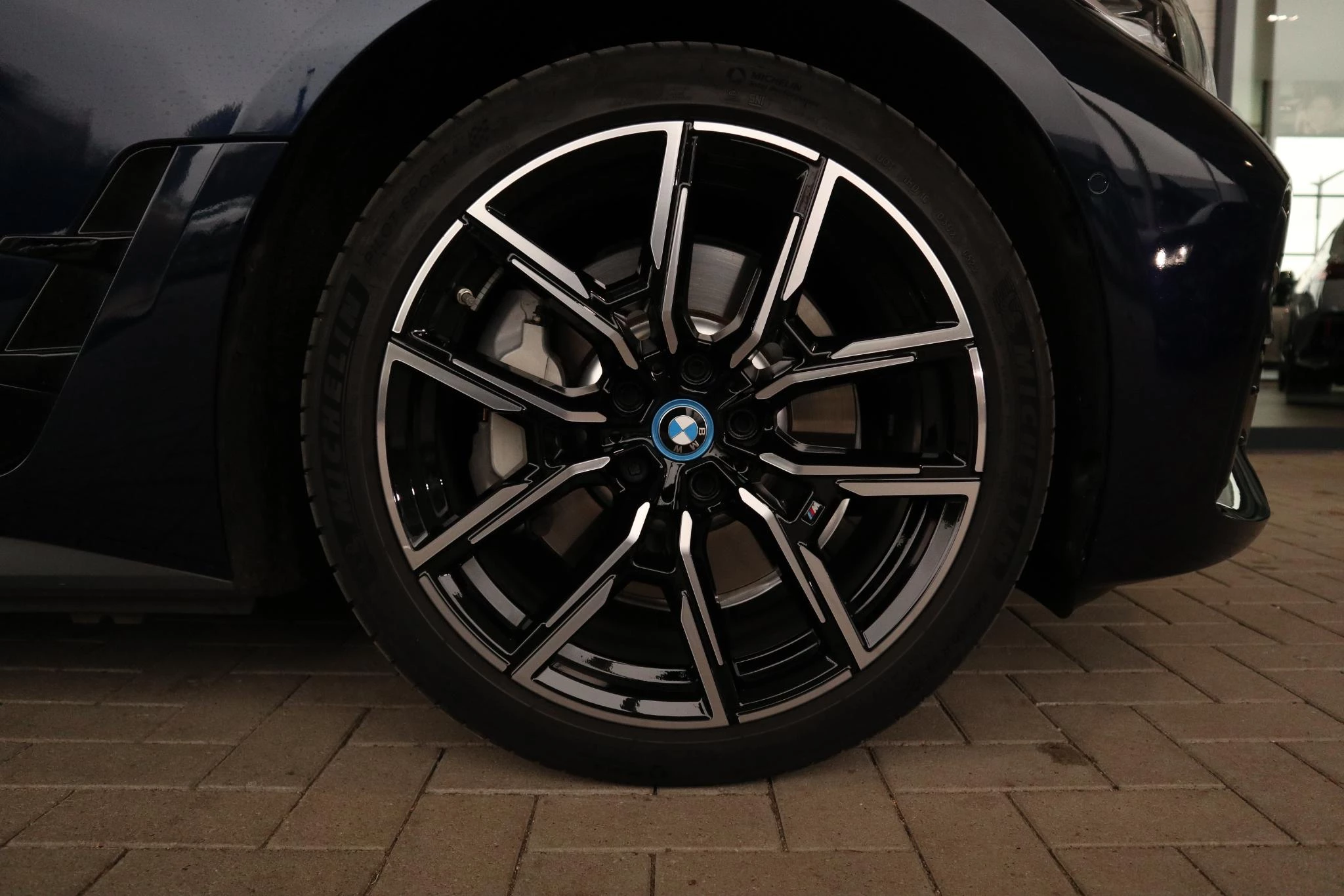 Hoofdafbeelding BMW i4