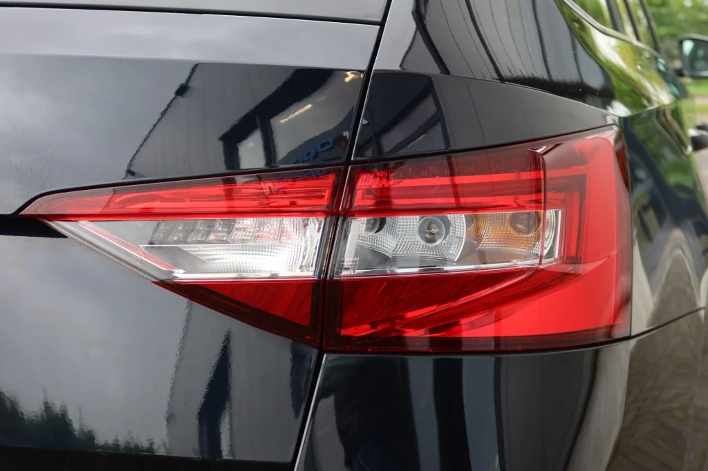 Hoofdafbeelding Škoda Superb
