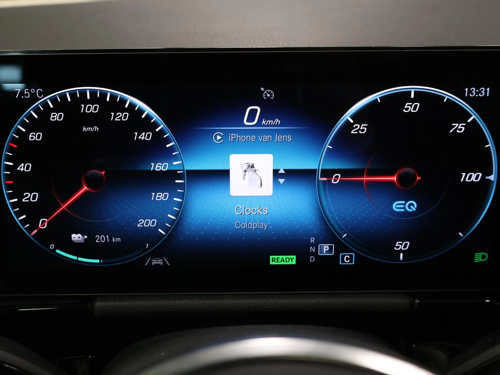 Hoofdafbeelding Mercedes-Benz EQA