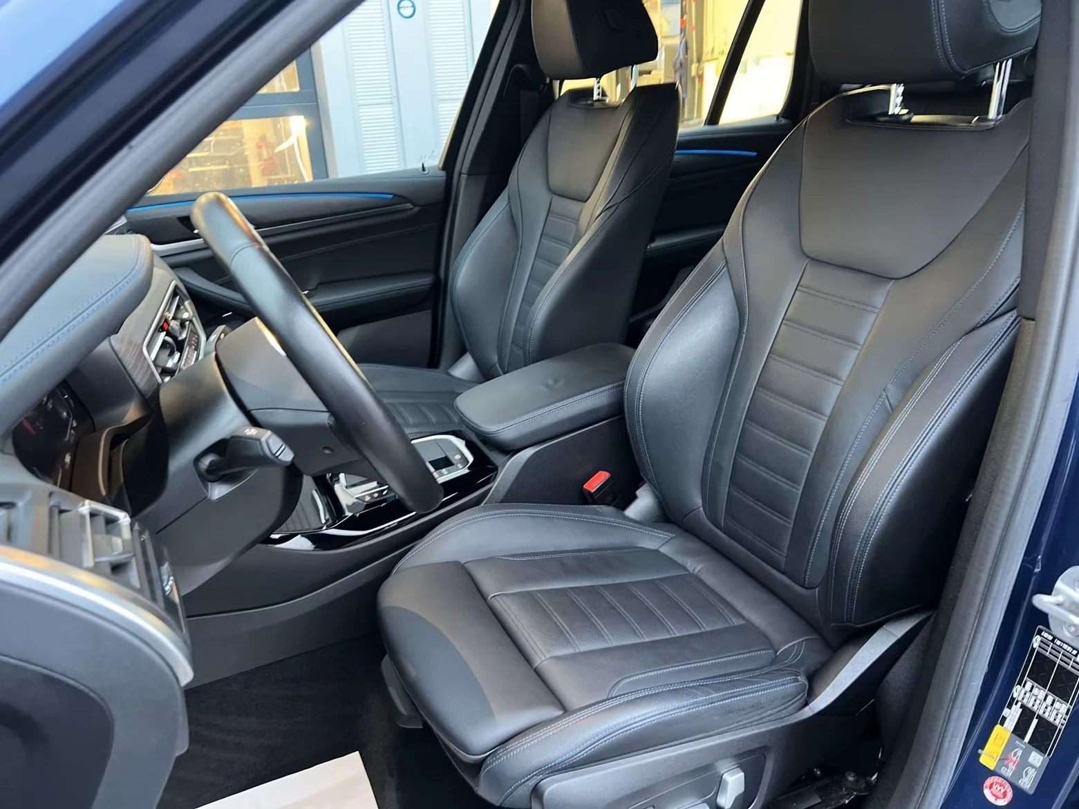 Hoofdafbeelding BMW iX3
