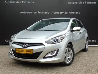 Hoofdafbeelding Hyundai i30 Hyundai i30 1.4i Edition - 2012 - 129DKM - Airco - LM velgen - 5drs