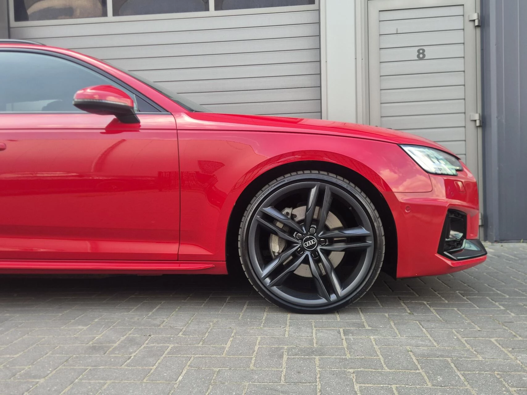 Hoofdafbeelding Audi A4