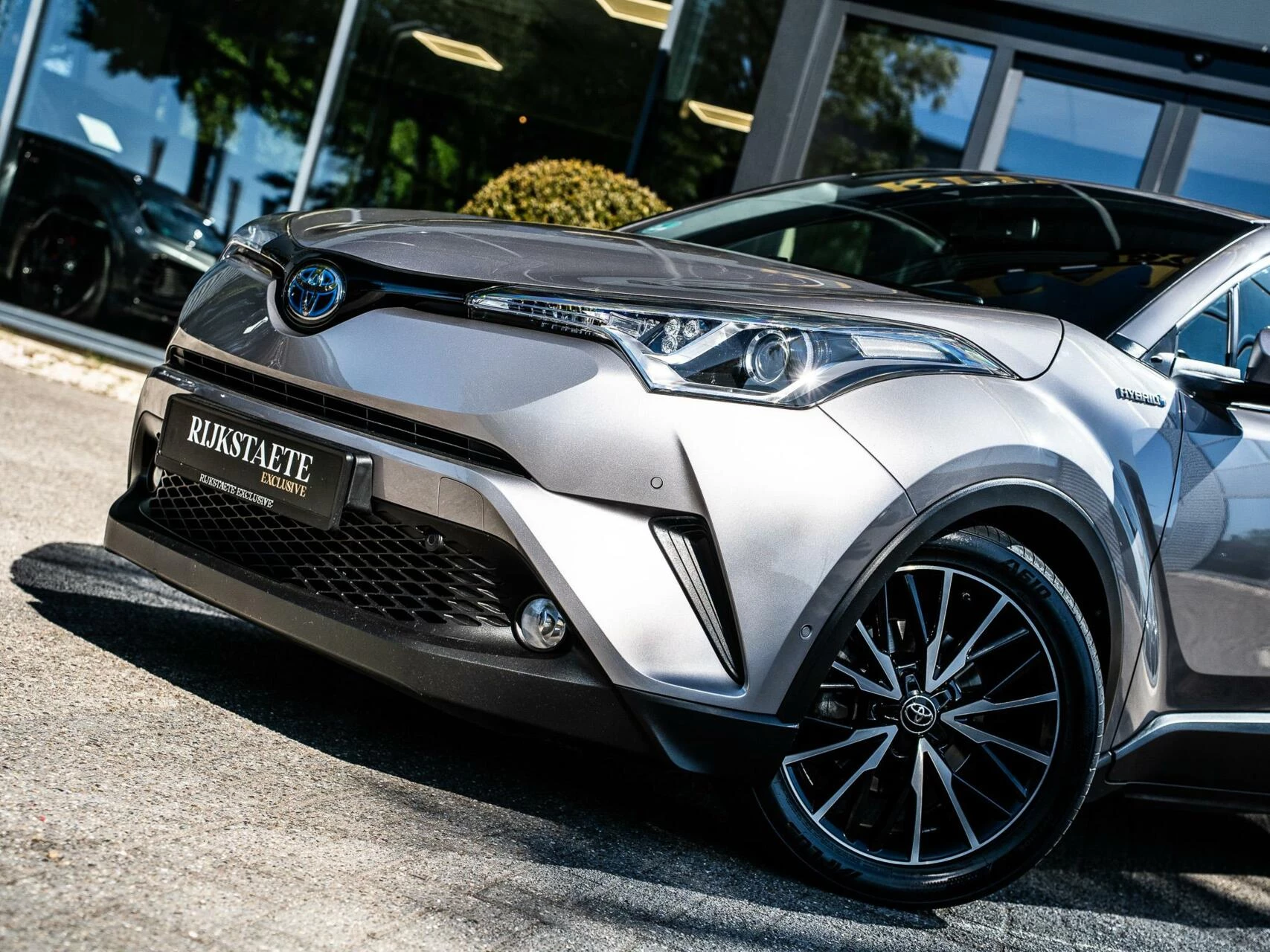 Hoofdafbeelding Toyota C-HR