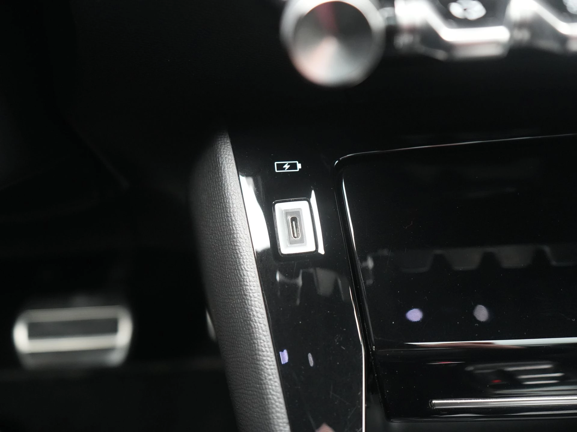 Hoofdafbeelding Peugeot e-208