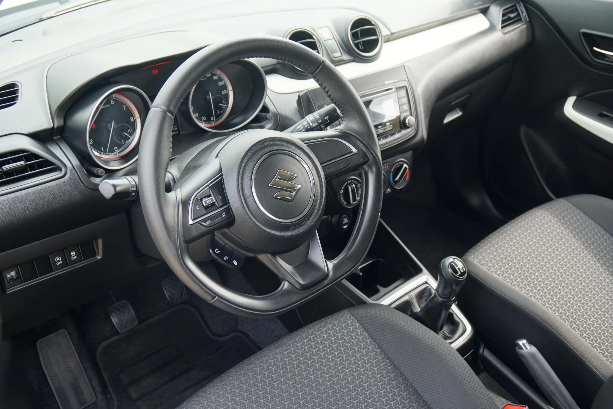 Hoofdafbeelding Suzuki Swift