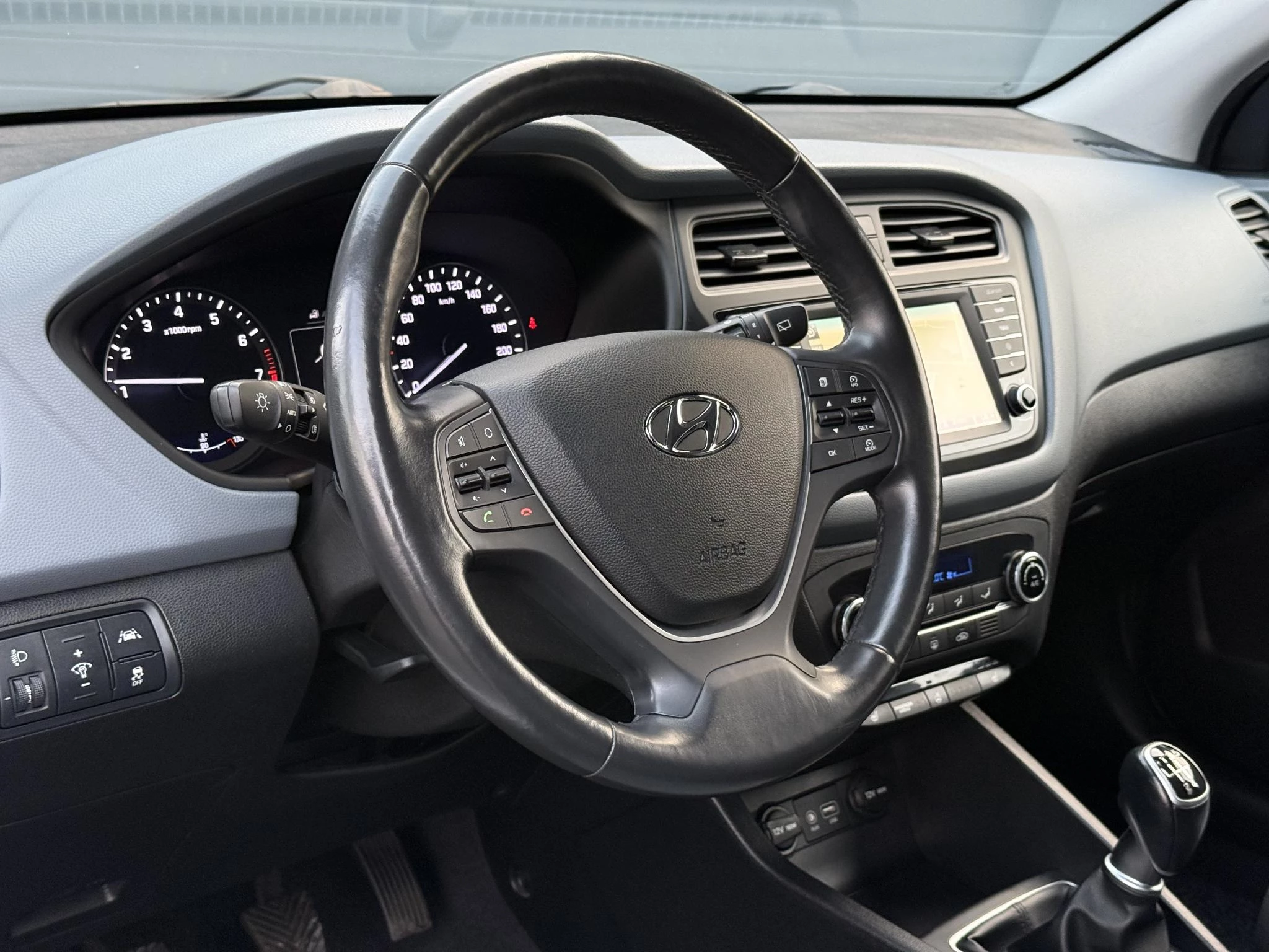 Hoofdafbeelding Hyundai i20