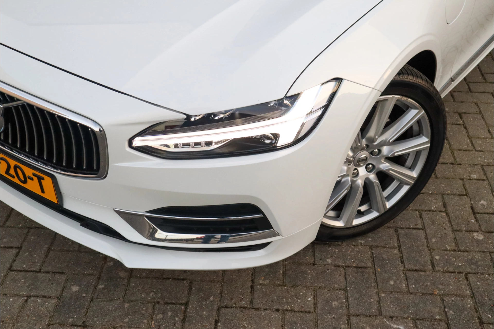 Hoofdafbeelding Volvo V90