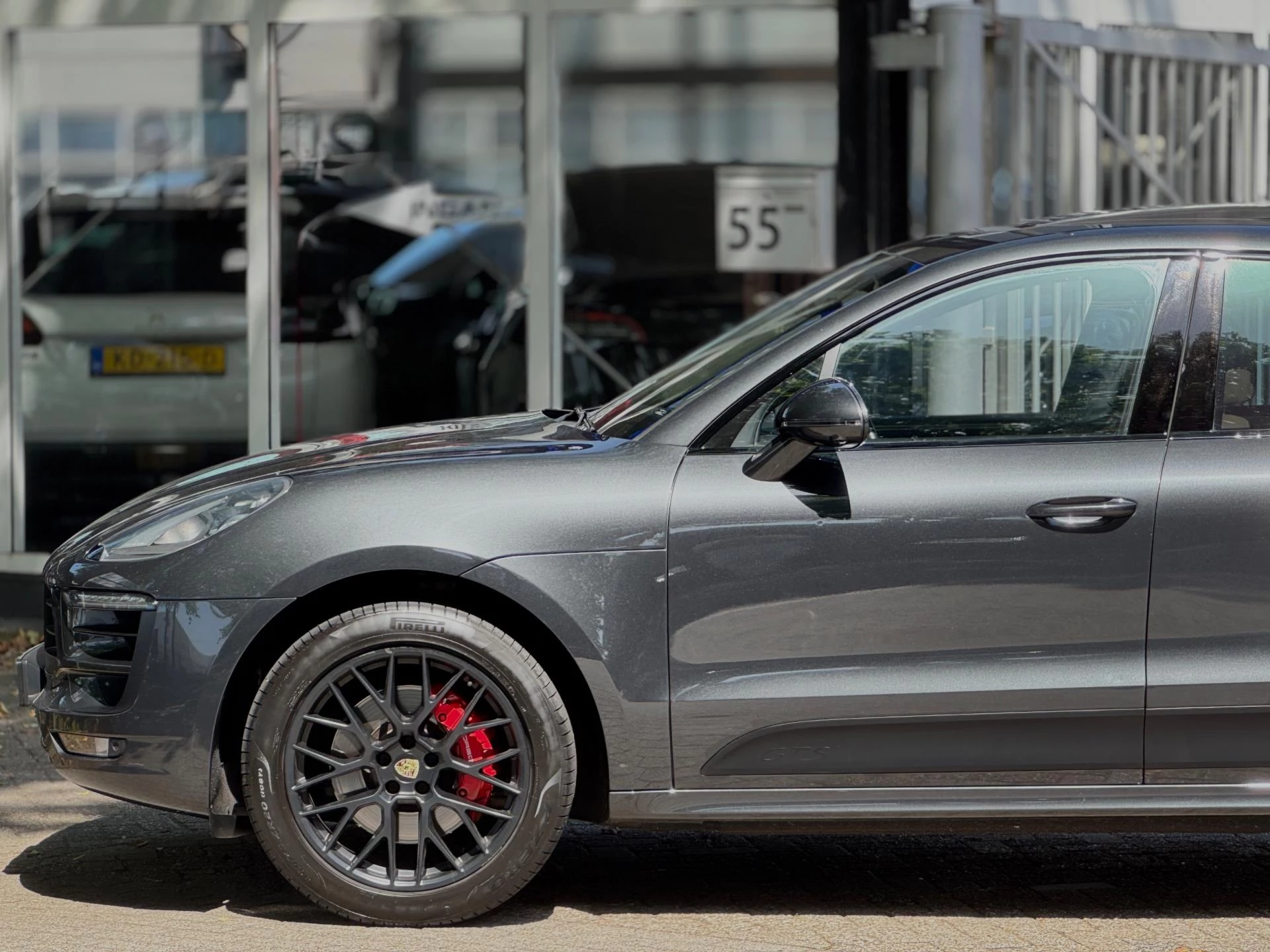Hoofdafbeelding Porsche Macan