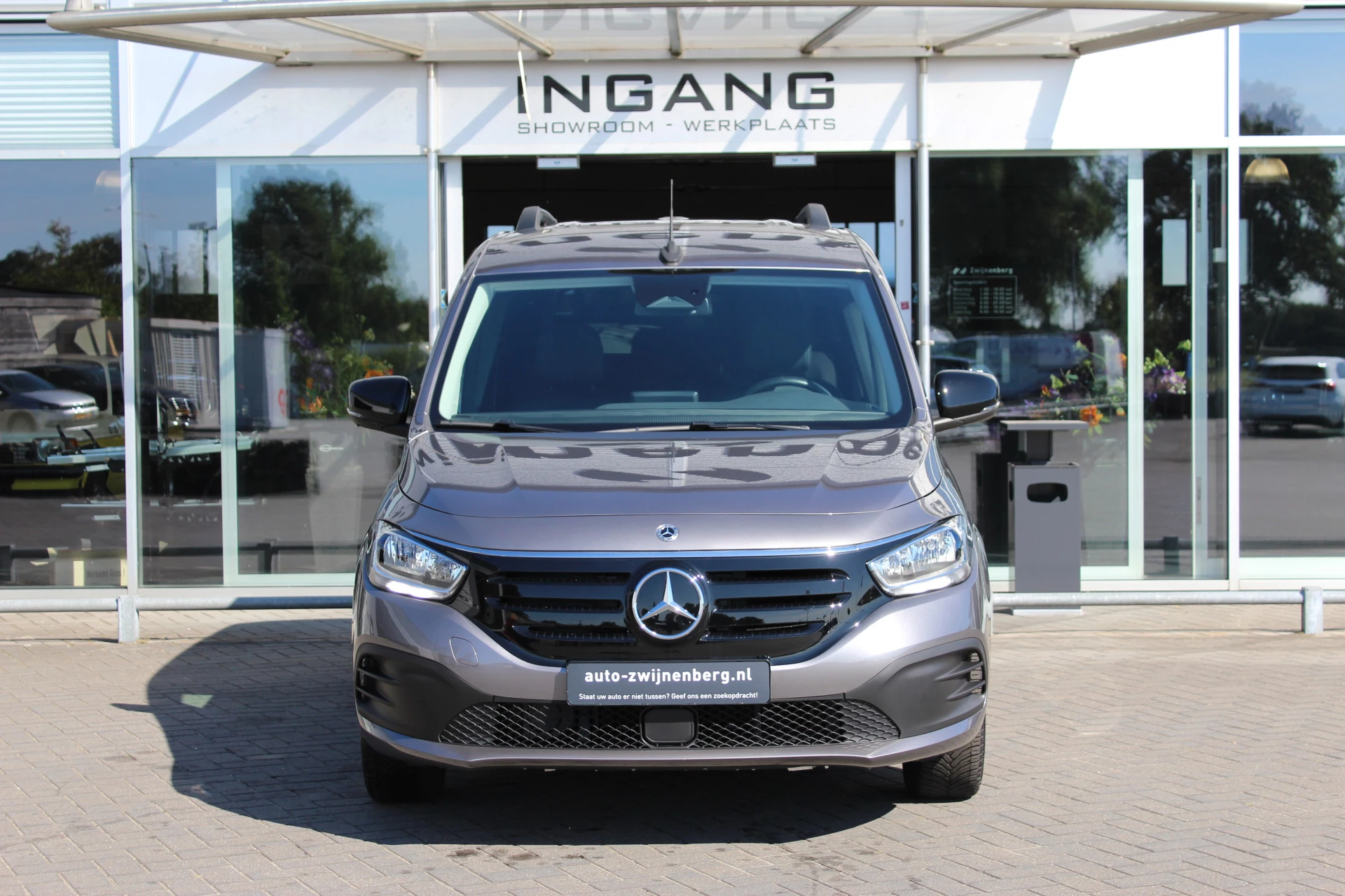 Hoofdafbeelding Mercedes-Benz EQT