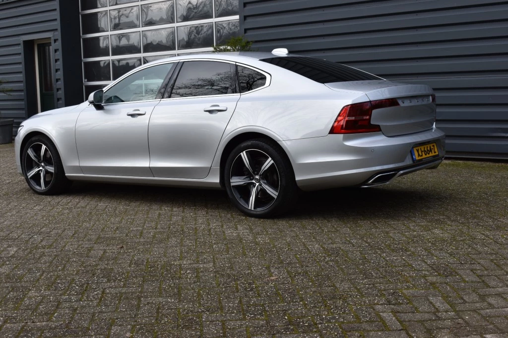 Hoofdafbeelding Volvo S90