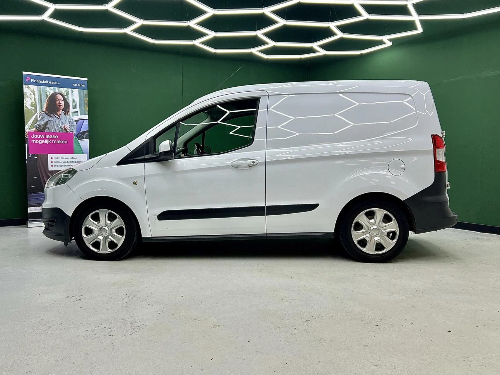 Hoofdafbeelding Ford Transit Courier