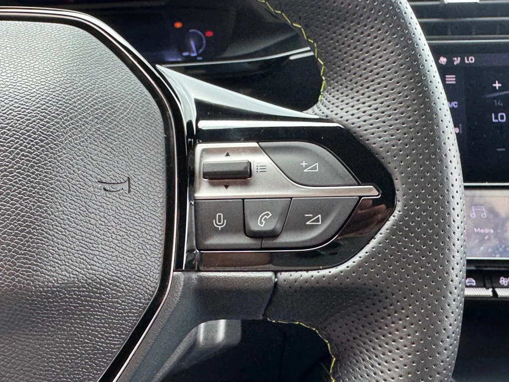 Hoofdafbeelding Peugeot 408