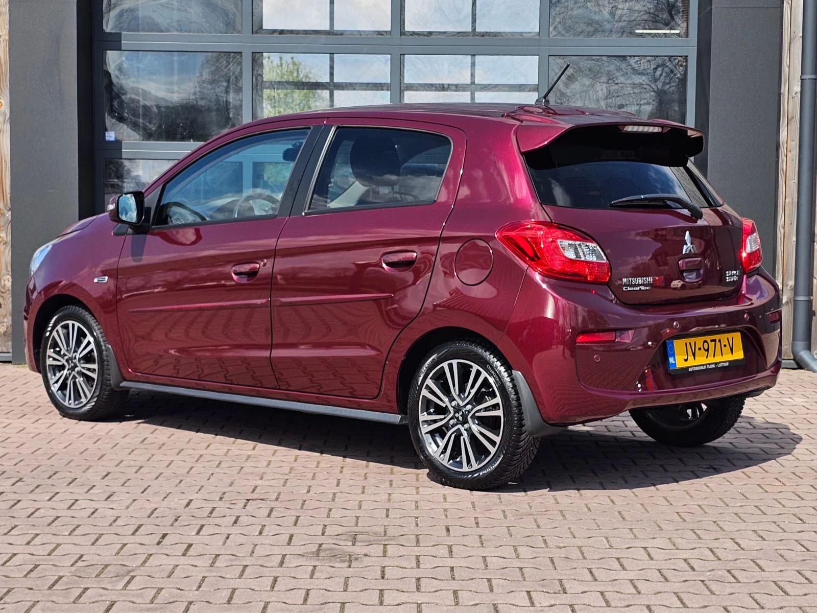 Hoofdafbeelding Mitsubishi Space Star