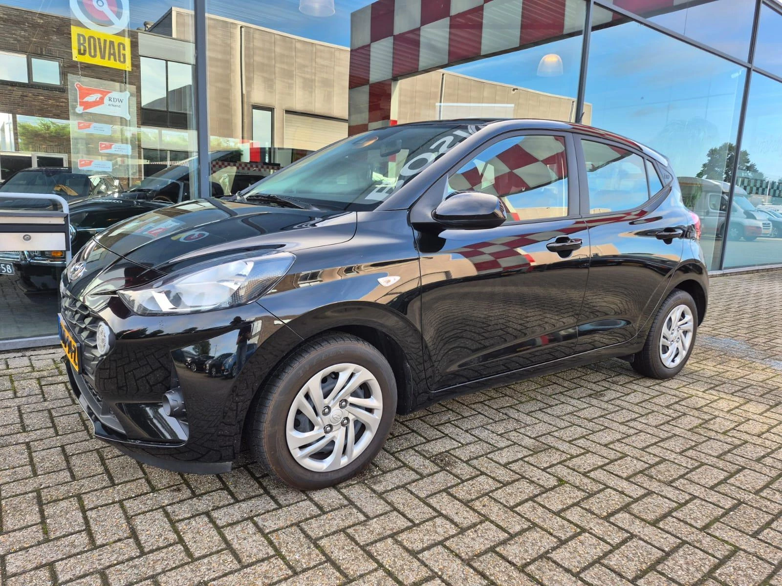Hoofdafbeelding Hyundai i10