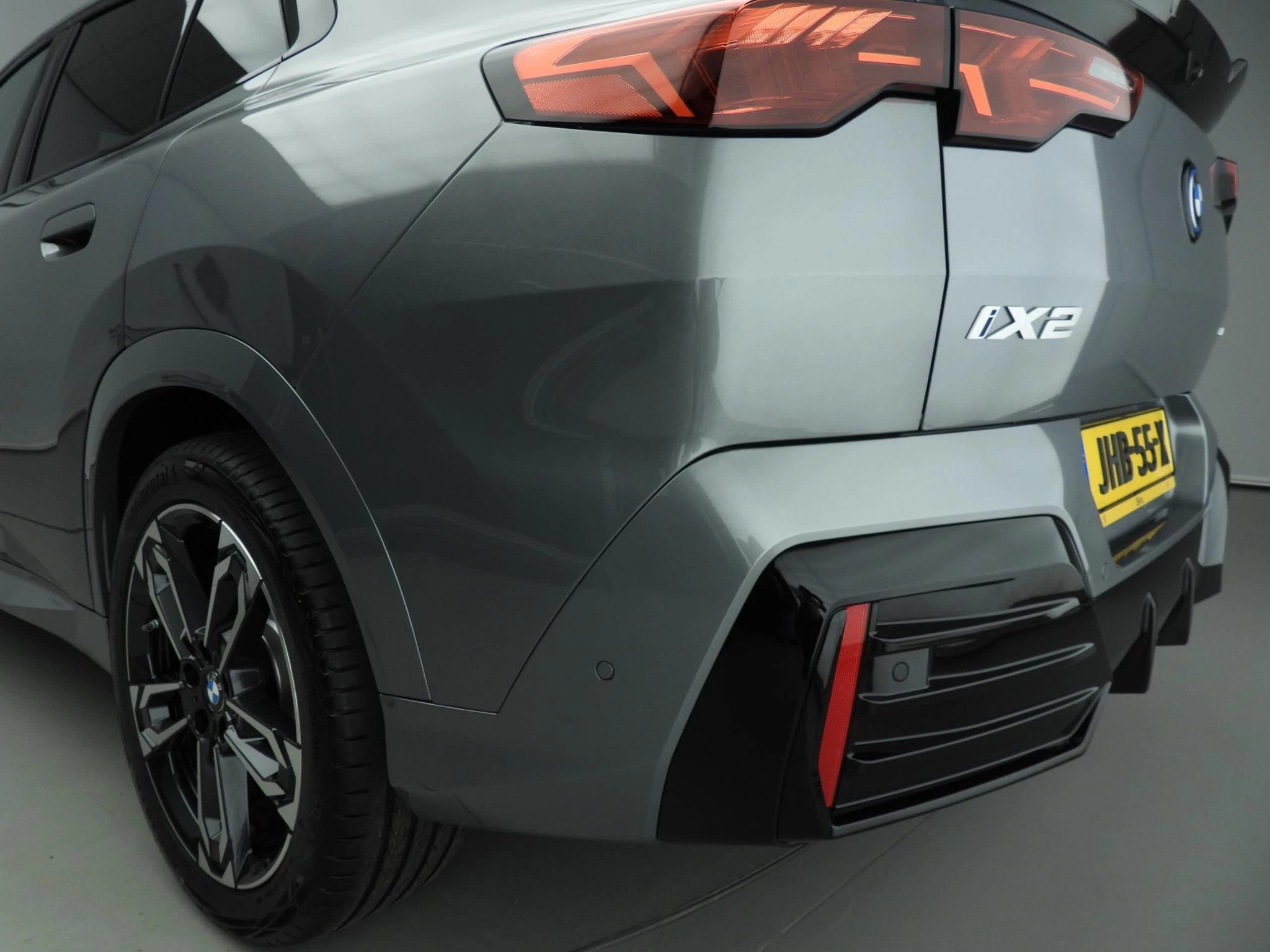 Hoofdafbeelding BMW iX2