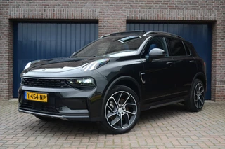 Lynk & Co 01 1.5 Plug-In Hybrid | Black Optic / Black Style | Zwarte Hemel | NL-Auto | 360 Camera | Panoramadak | Fabrieksgarantie