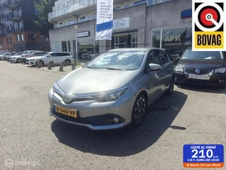 Toyota Auris 1.8 Hybrid 2016 CRUISE/NAVI/CAM/DEALER-OND/APK!