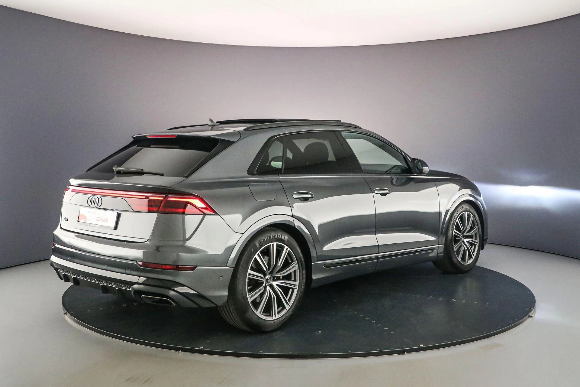 Hoofdafbeelding Audi Q8