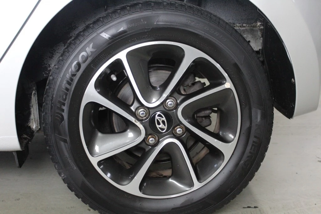 Hoofdafbeelding Hyundai i10