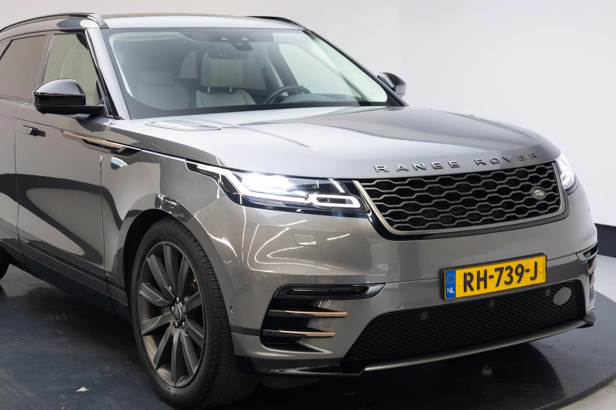 Hoofdafbeelding Land Rover Range Rover Velar